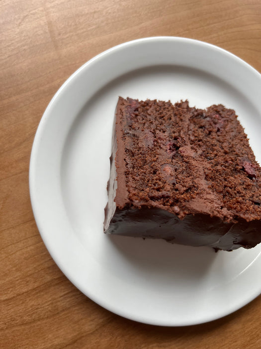 Chocolate & Raspberry Cake (Vegan)